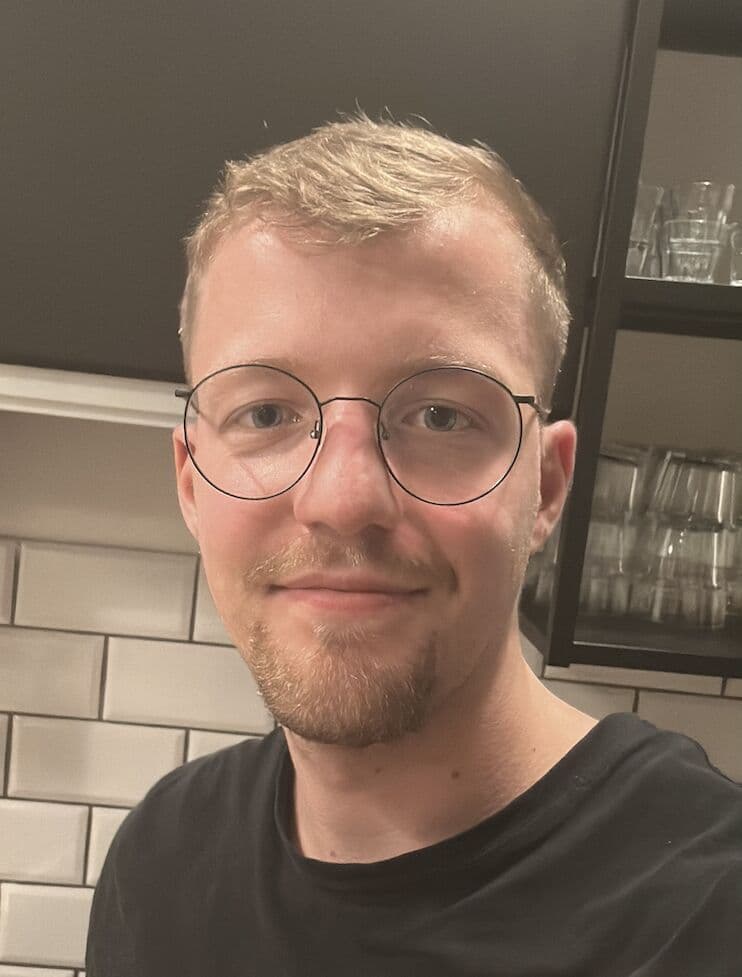 Philipp Steinrรถtter